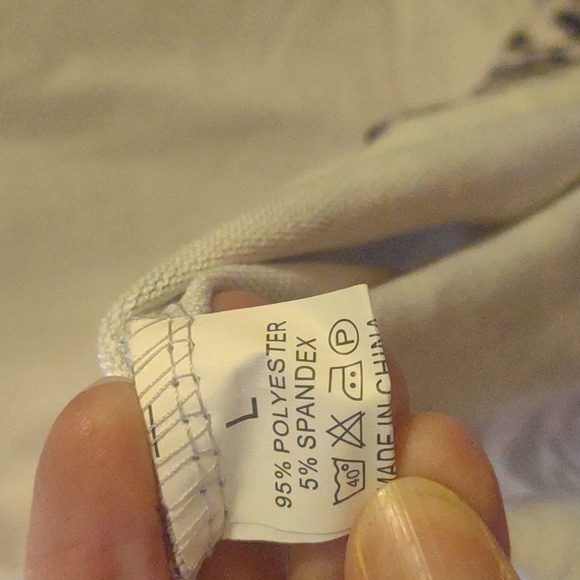 Boutique Tunic - Picture 3 of 3